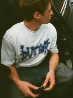 T-Shirts><noscript><img width=