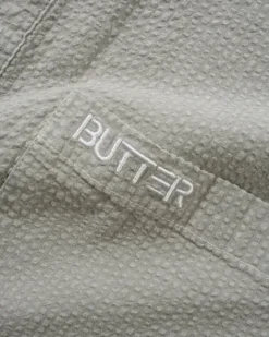 Shirts| Shirts>Butter Goods Overdye Seersucker S/S Shirt, Grey
